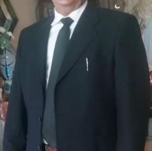 Meet your Posher, Julio wilson